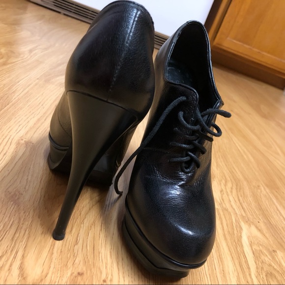 Booties - Picture 3 of 4